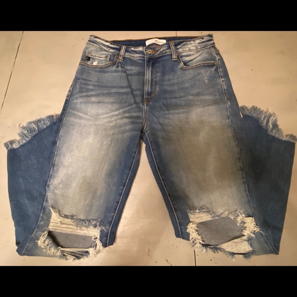 KanCan destroyed jeans 13/30 w/chewed hem